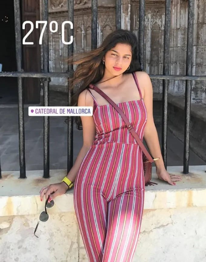  Suhana Khan In Red Striped Jumpsuit