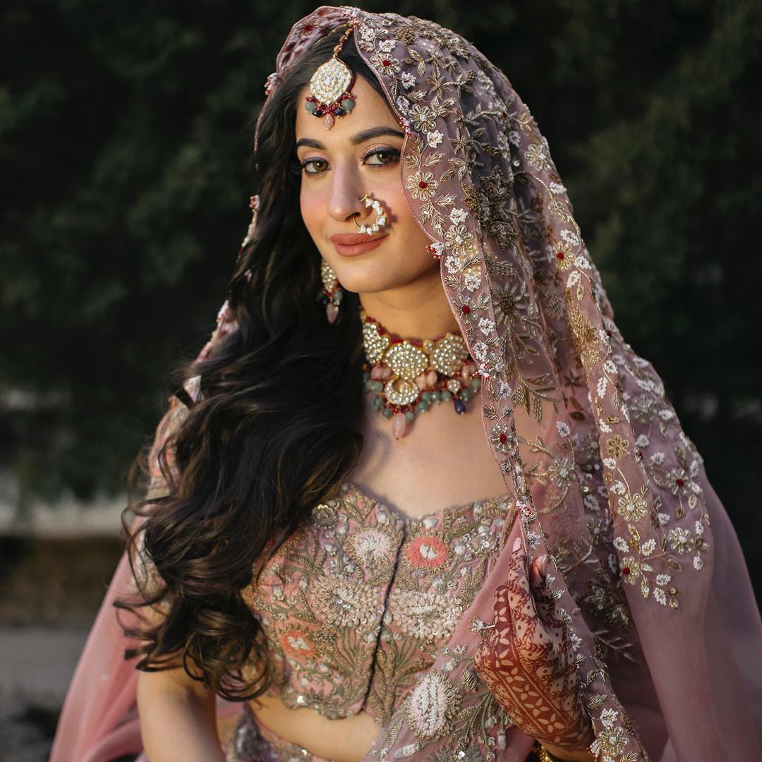 Indian Bridal Hairstyles Archives - K4 Fashion