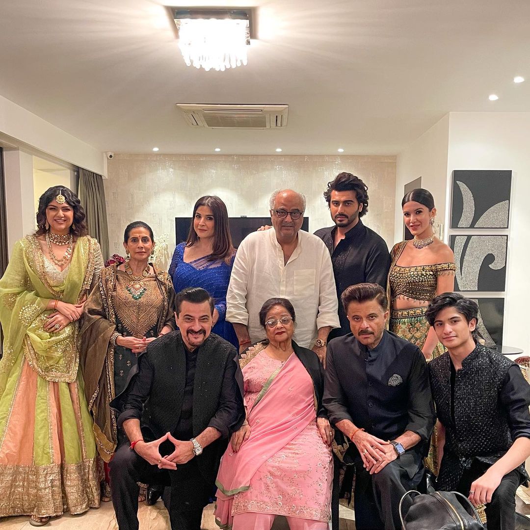 The Kapoor Family In One Frame