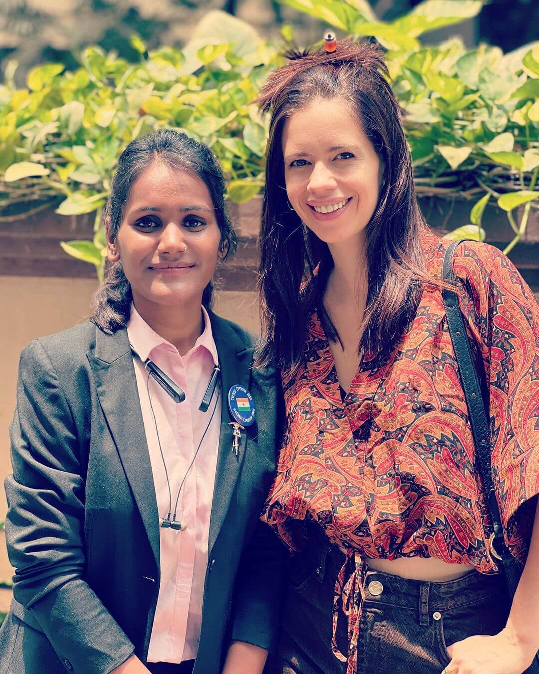 Trendy And Amazing Bollywood Fashion Kalki Koechlin With Savita Kanswal In Pink Top And Denim Jeans