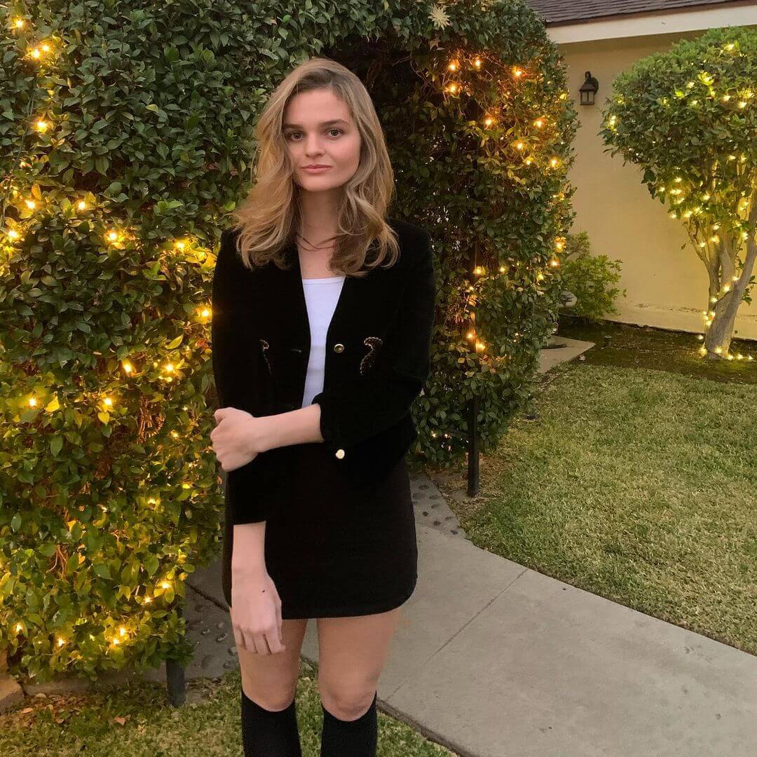 Kerris Dorsey - Outfits, Style, & Looks