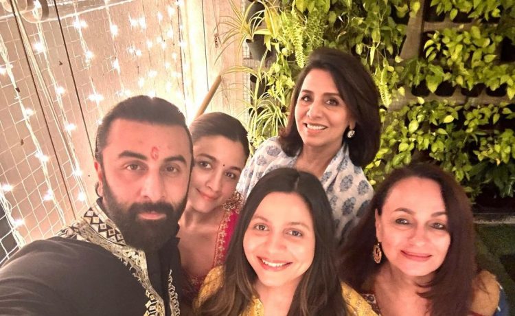 Ranbir Kapoor, Alia Bhatt With Neetu Kapoor Celebrating Their First Diwali