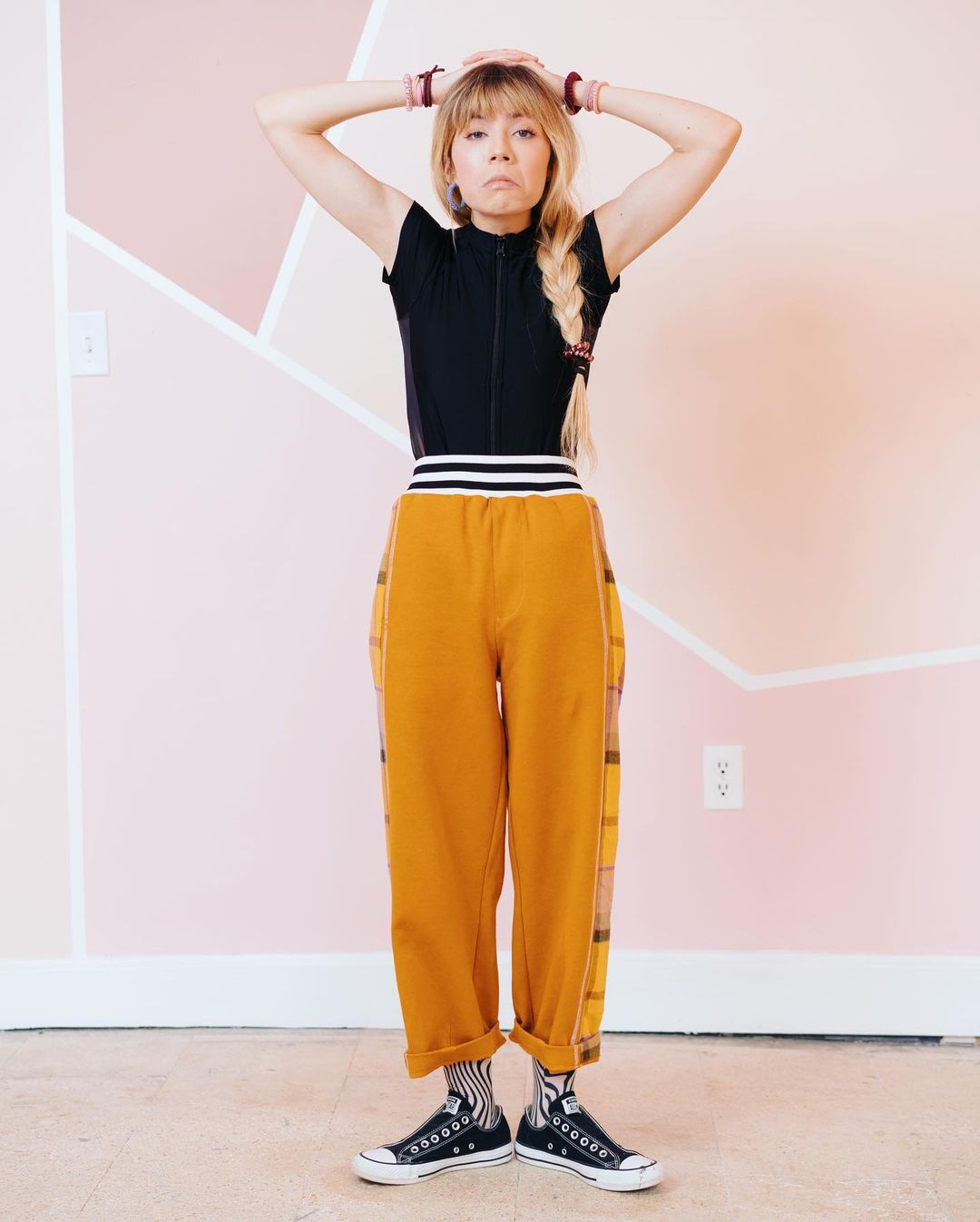Cute Babe Jennette In Black Top Paired With Orange Lowers