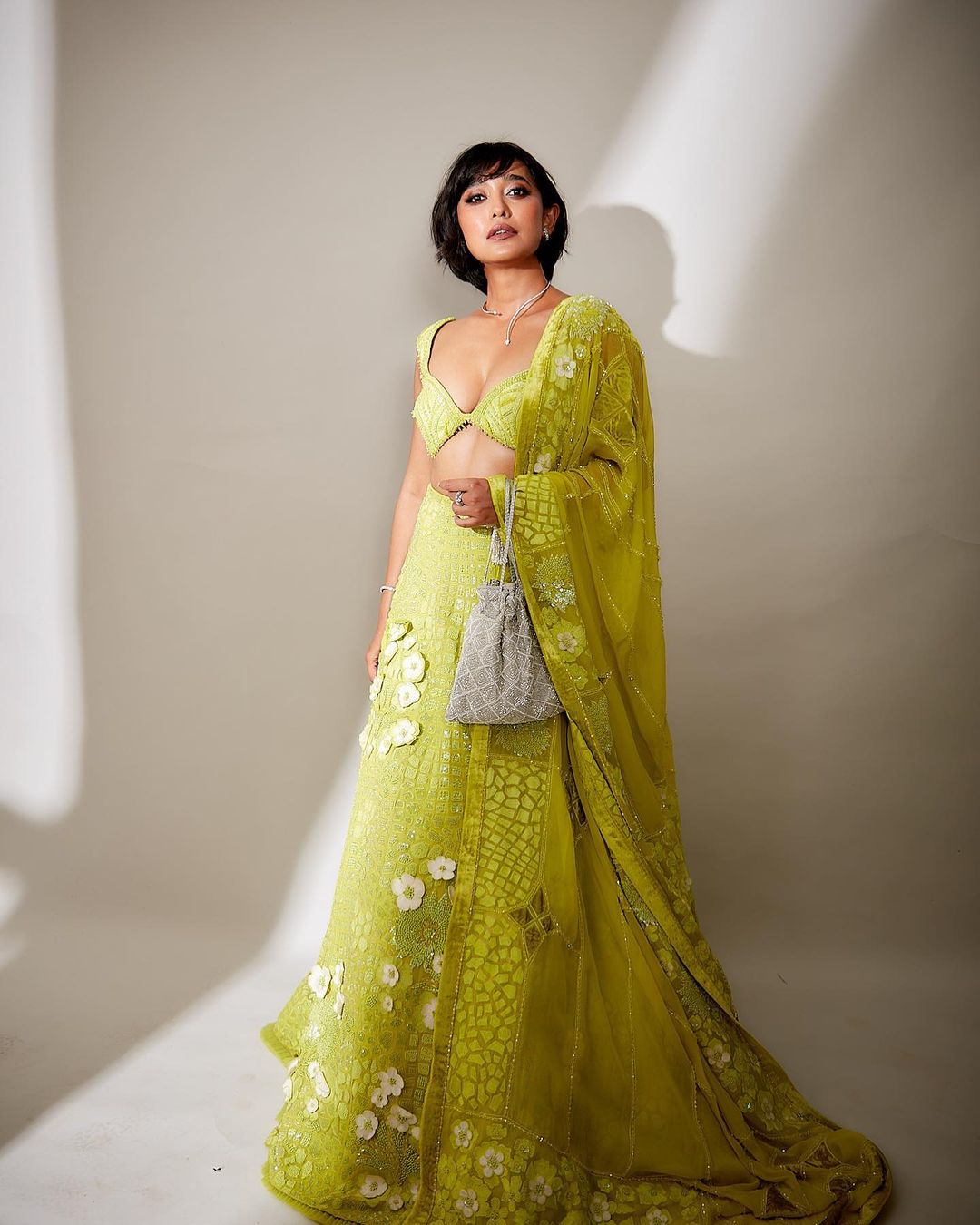 Gorgeous Sayani In Sheen  Green Lehenga is Best Look For Bridesmaid