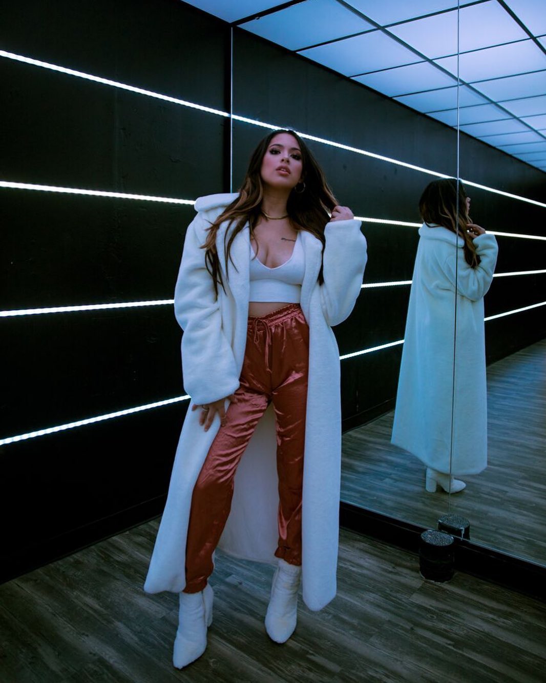 Jasmine's Breathtaking Look In White Crop Top & Pyjama Topped With Long Coat