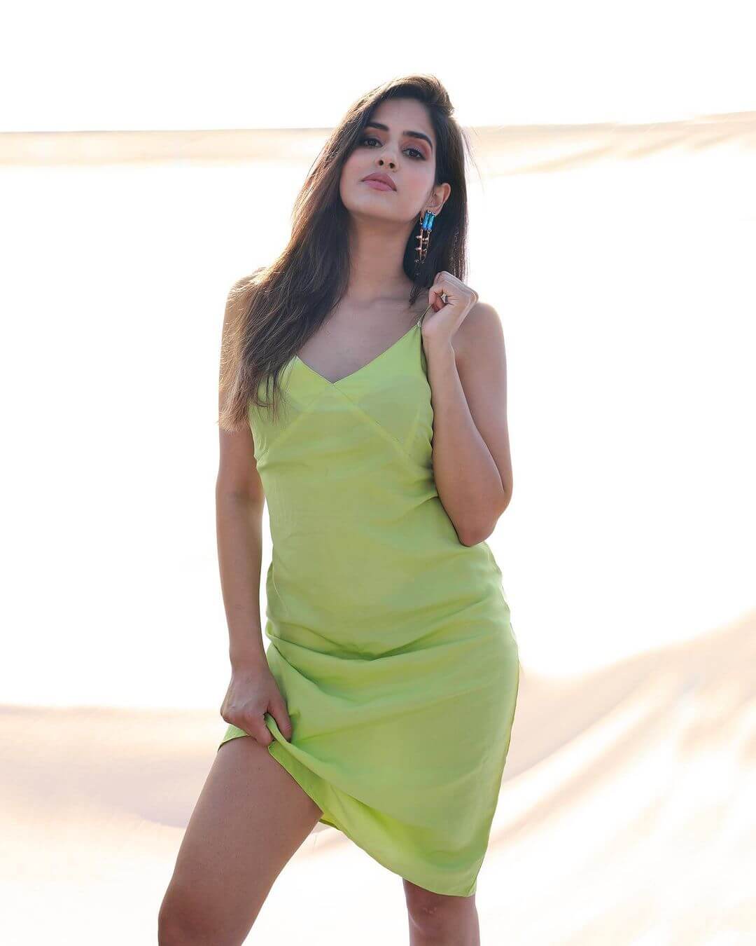 Sakshi Malikk Look Beautiful In Green Outfit Sakshi Malik Hot and Sexy Outfit Look