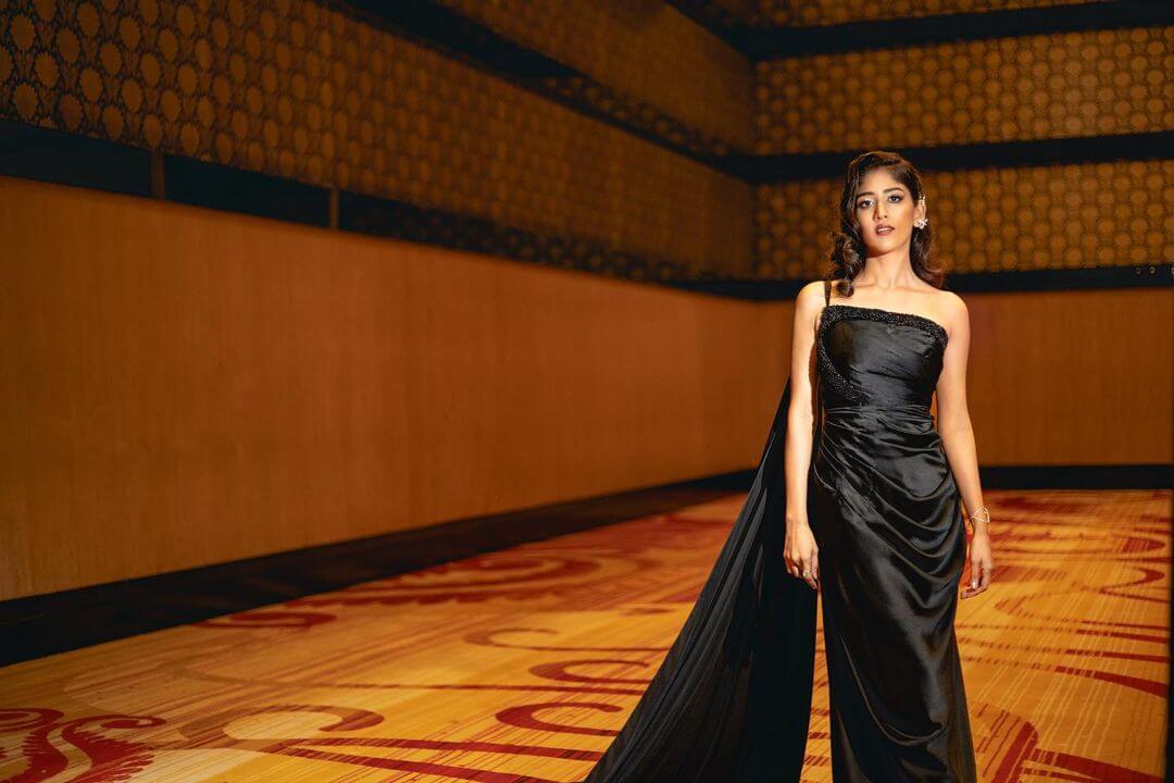 Sexy Chandini Chowdary In Black Off-Shoulder Evening Gown Outfit Chandini Chowdary Simple Outfit , Style and Look