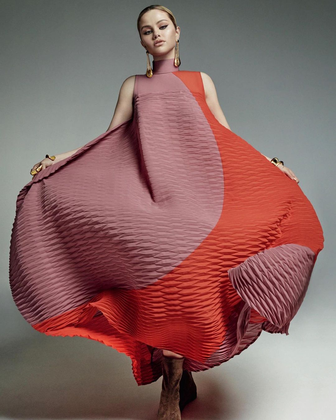 Stunning Fashionista In Baloonie Dress