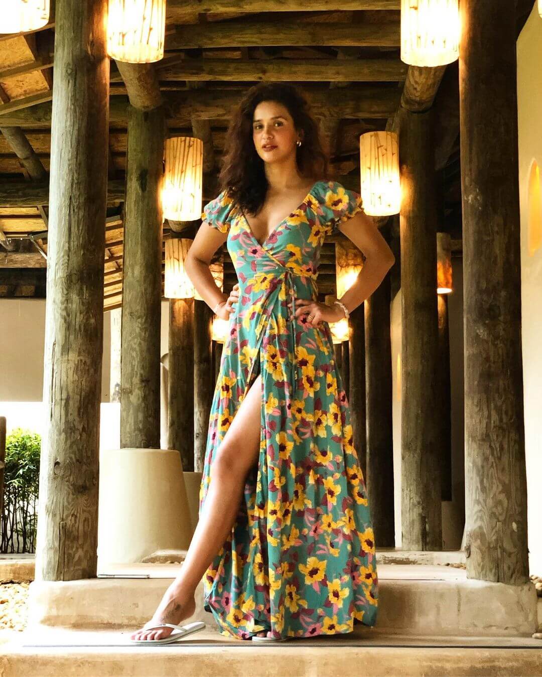 Aisha Sharma Gives Us Major Vacay Look In Vibrant Maxi Gown Aisha Sharma Chic Looks And Outfit