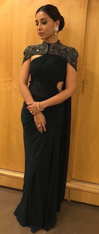 Amrita Puri Look Fabulous In Black Saree Outfit