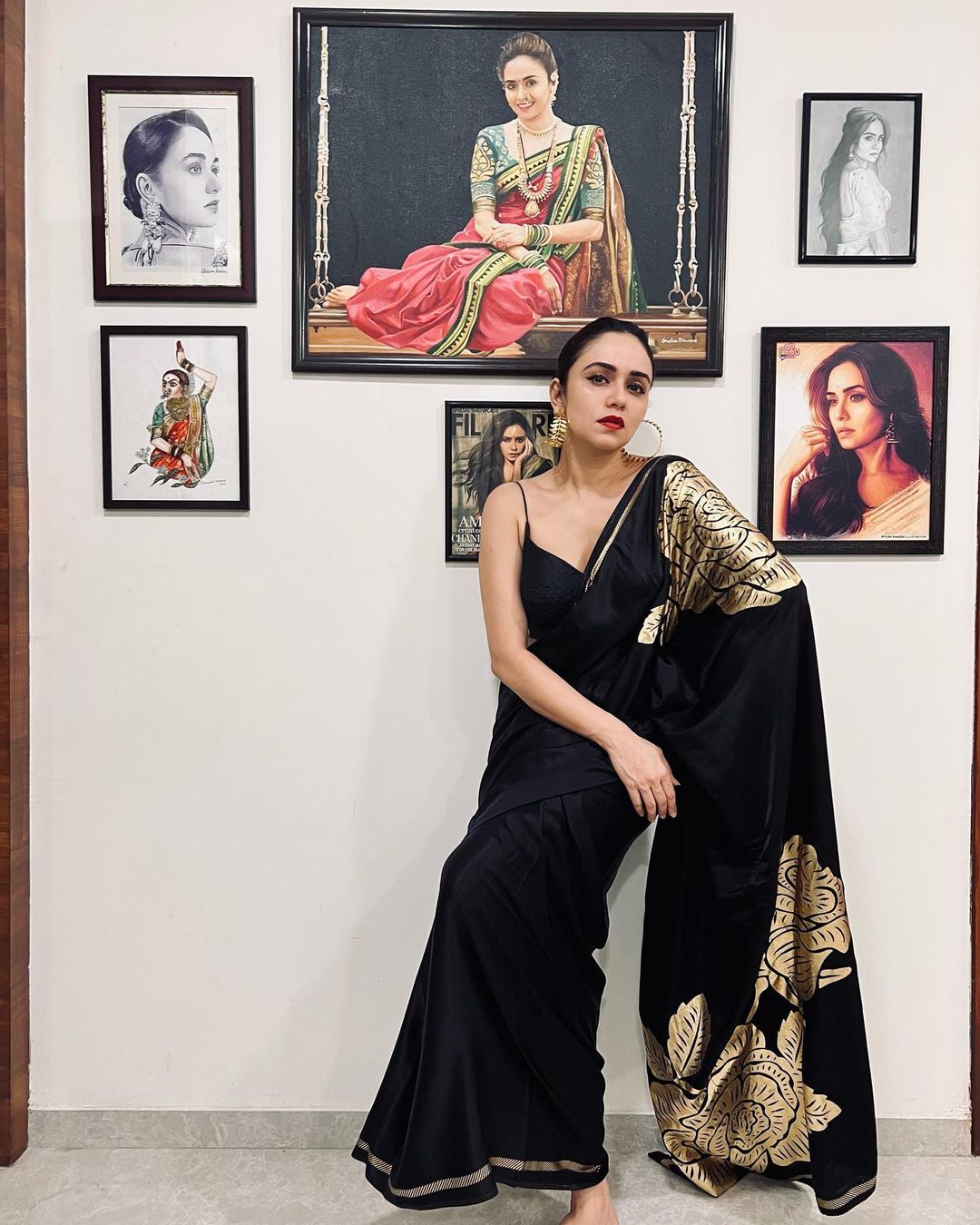 Amruta Khanvilkar In Black And Golden Saree Amruta Khanvilkar Inspired Outfits, Fashion And Style