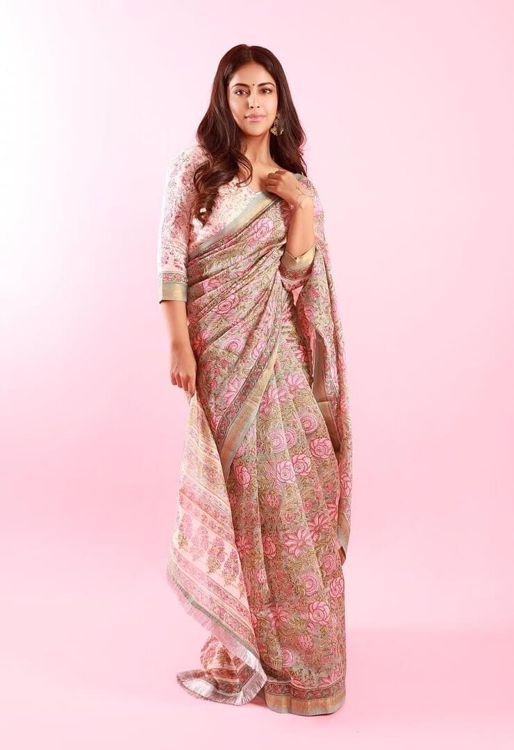 Avika Gor Look Elegant In Silk Saree Avika Gor's Style Outfit And Look