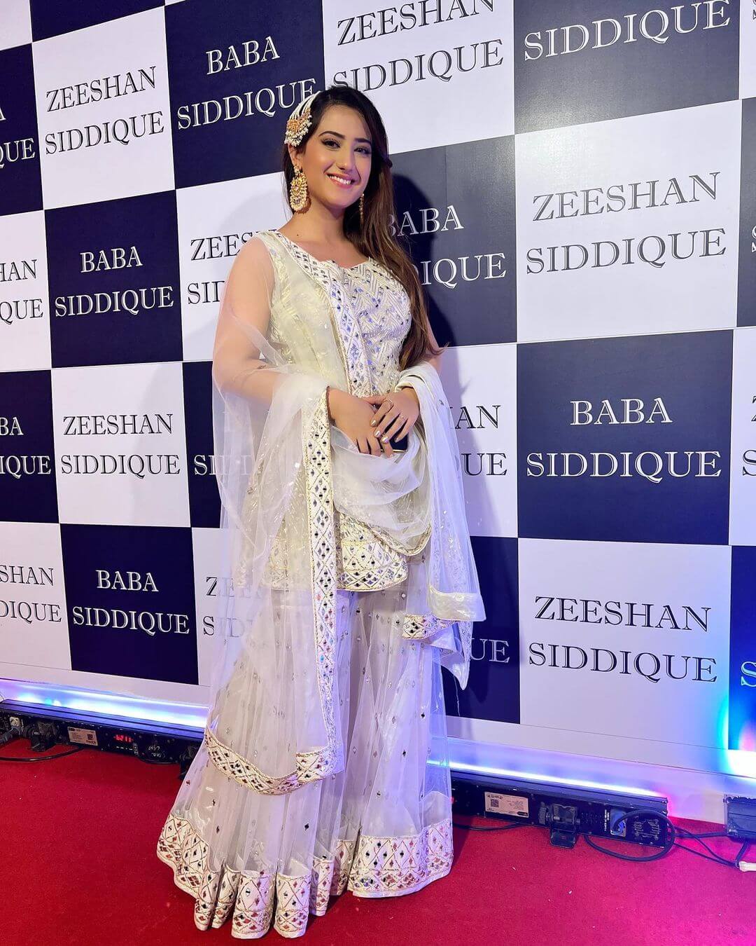 Beautiful Aalisha Panwar In White Kurta Palazzo Set Outfit