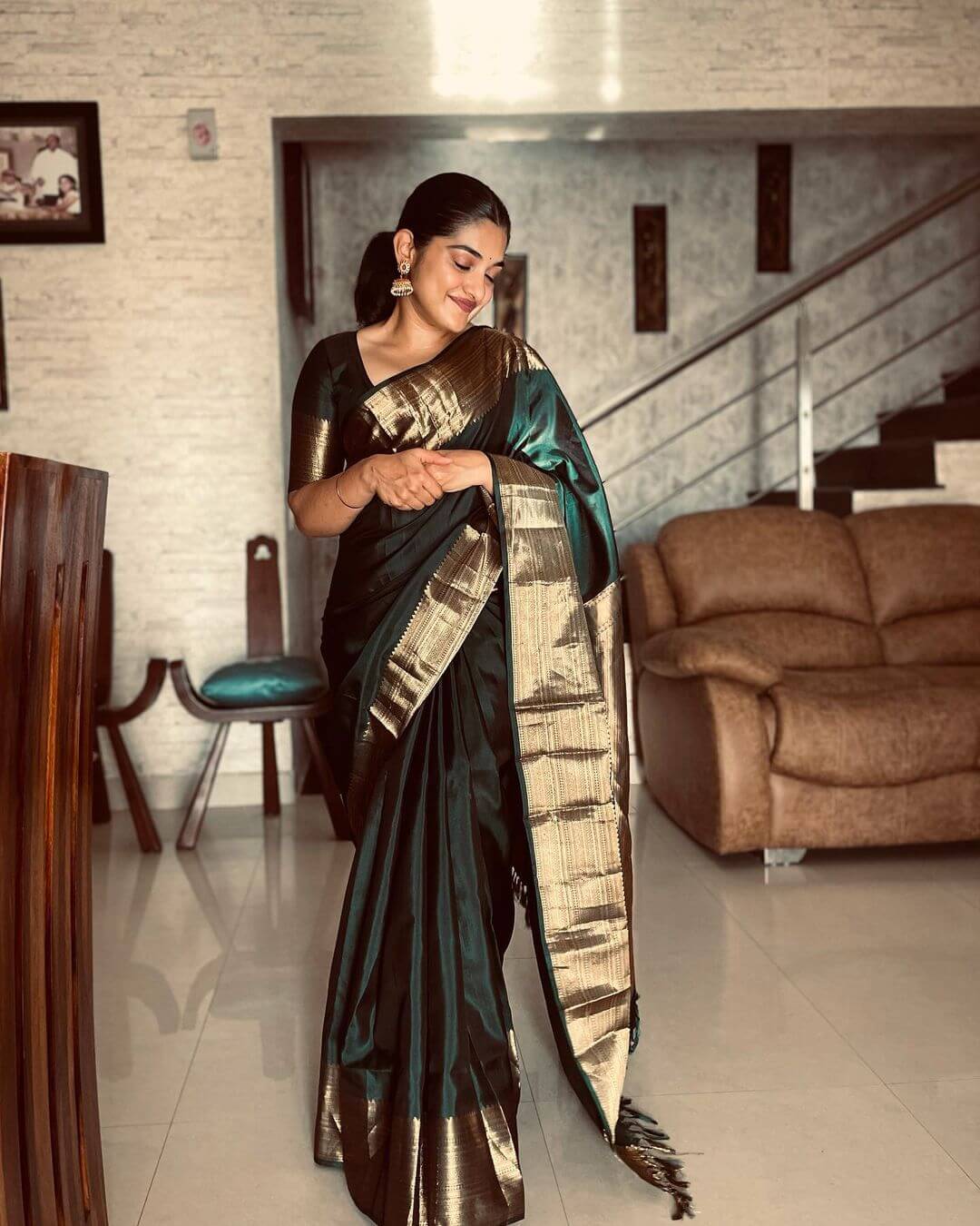 Beautiful Nivetha Thomas In Green Silk Saree Outfit Nivetha Thomas Elegant Looks &amp; Outfit