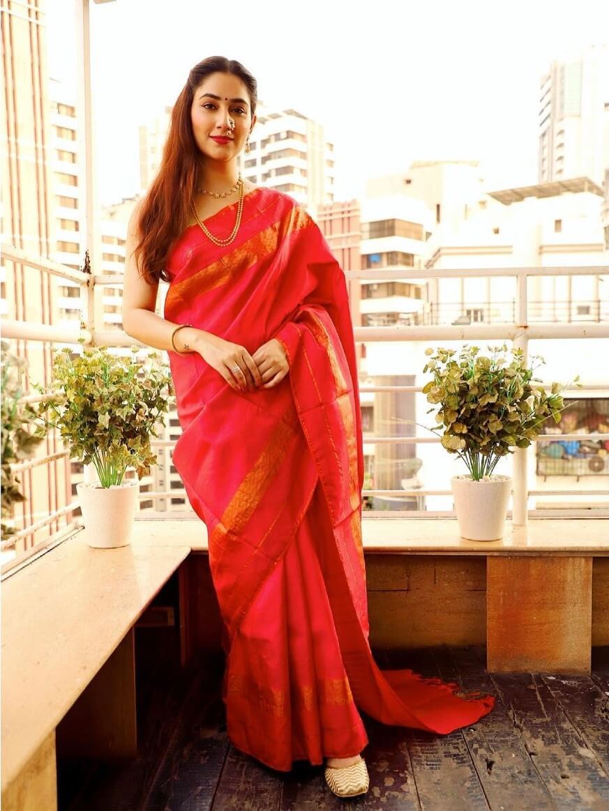Disha In Red Silk Saree With Gold Jewellery Outfit