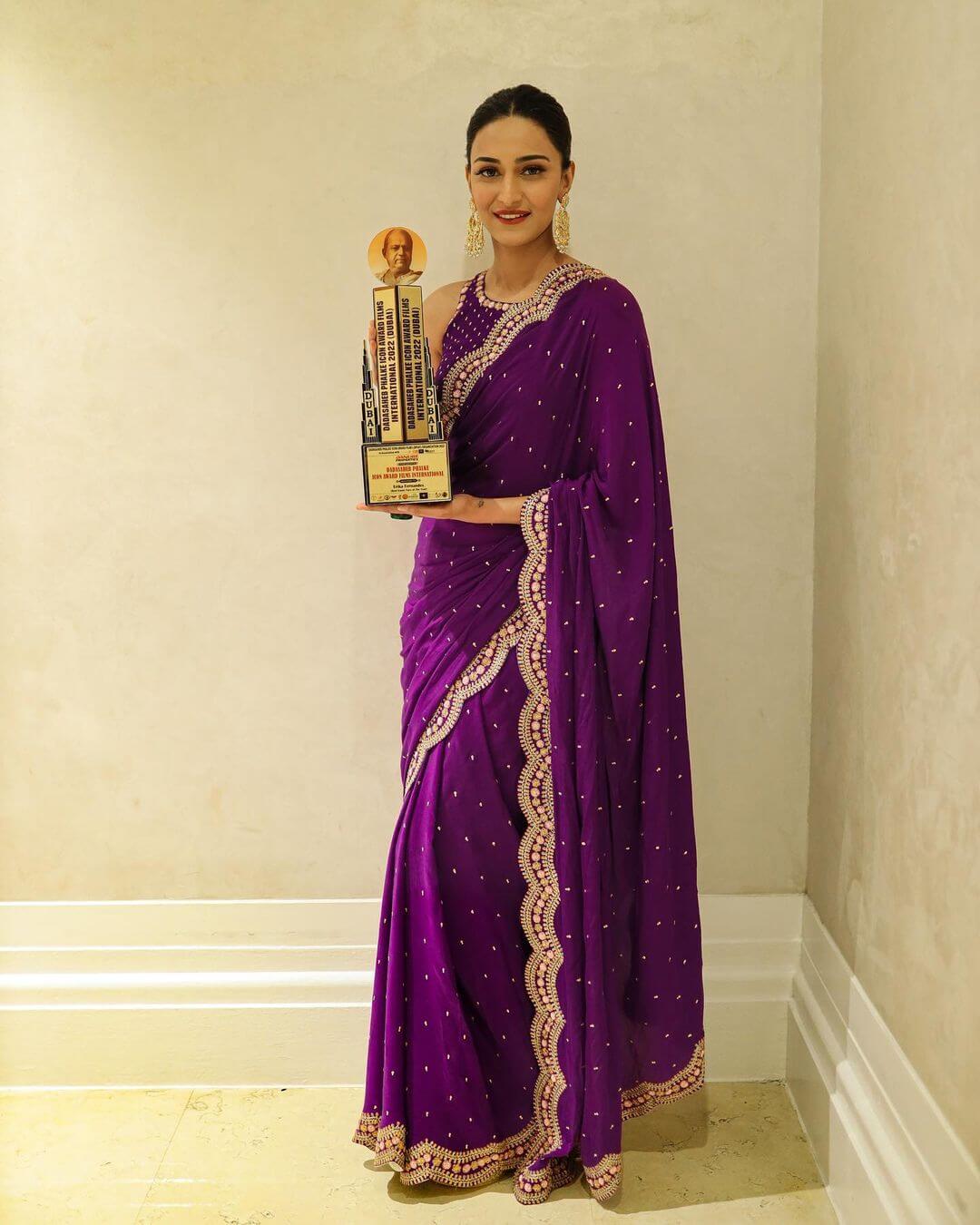 Erica Look Extremely Beautiful In Purple Saree Outfit