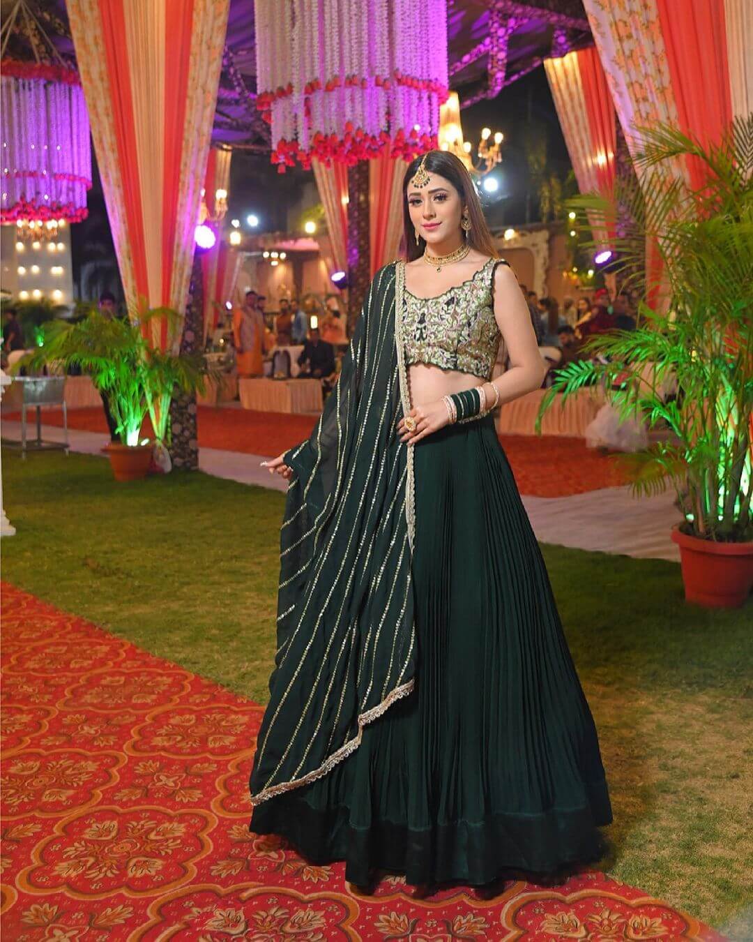 Hiba Nawab Gives Us Major Bridesmaid Goal In Bottle Green Lehenga Outfit