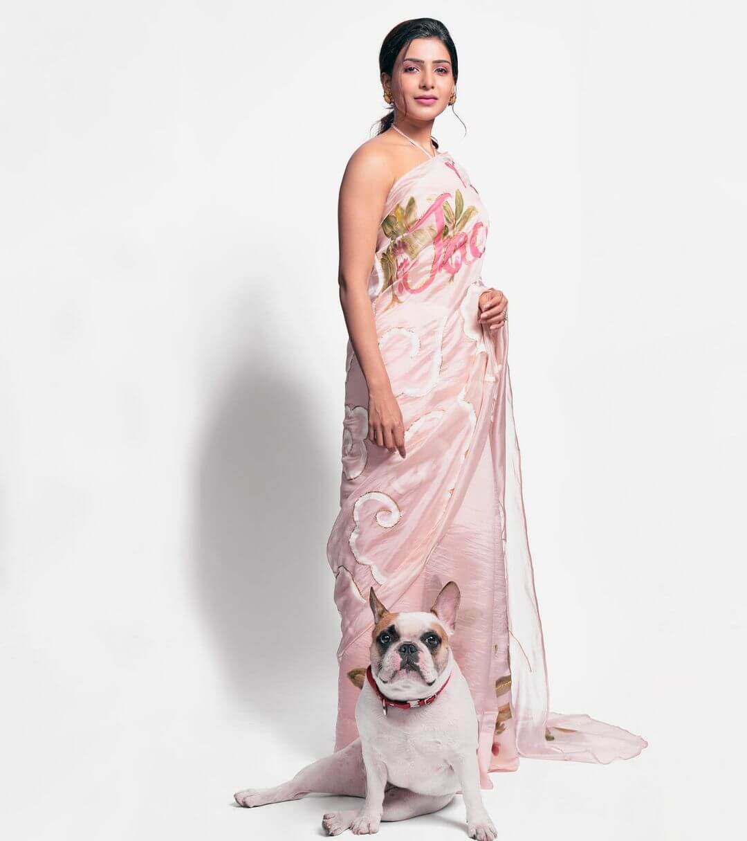 Kaathuvaakula Rendu Kaadhal Tamil Movie Actress Stunning Look In Pink Organza SareeSamantha Saree Designs