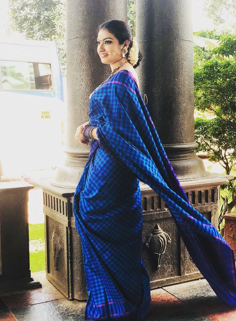 Malavika Nair In Blue Saree With Kajara Malavika Nair Traditional Outfit And Looks