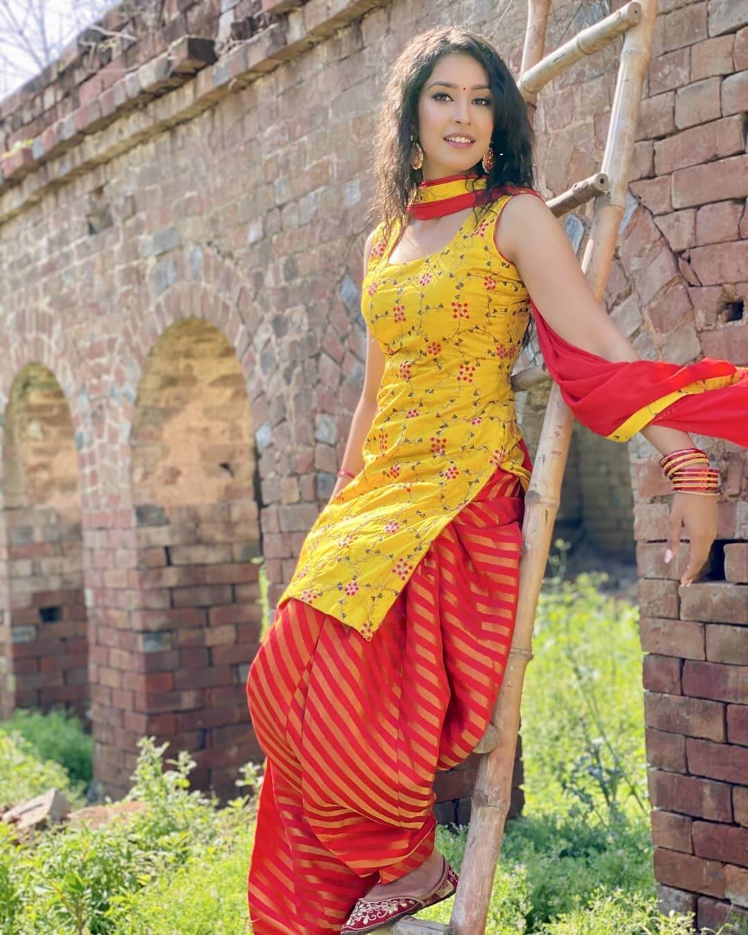 Navneet Kaur Gives Us Desi Vibes In Yellow And Red Patiyala Kurta Set Navneet Kaur Dhillon Outfit and Looks