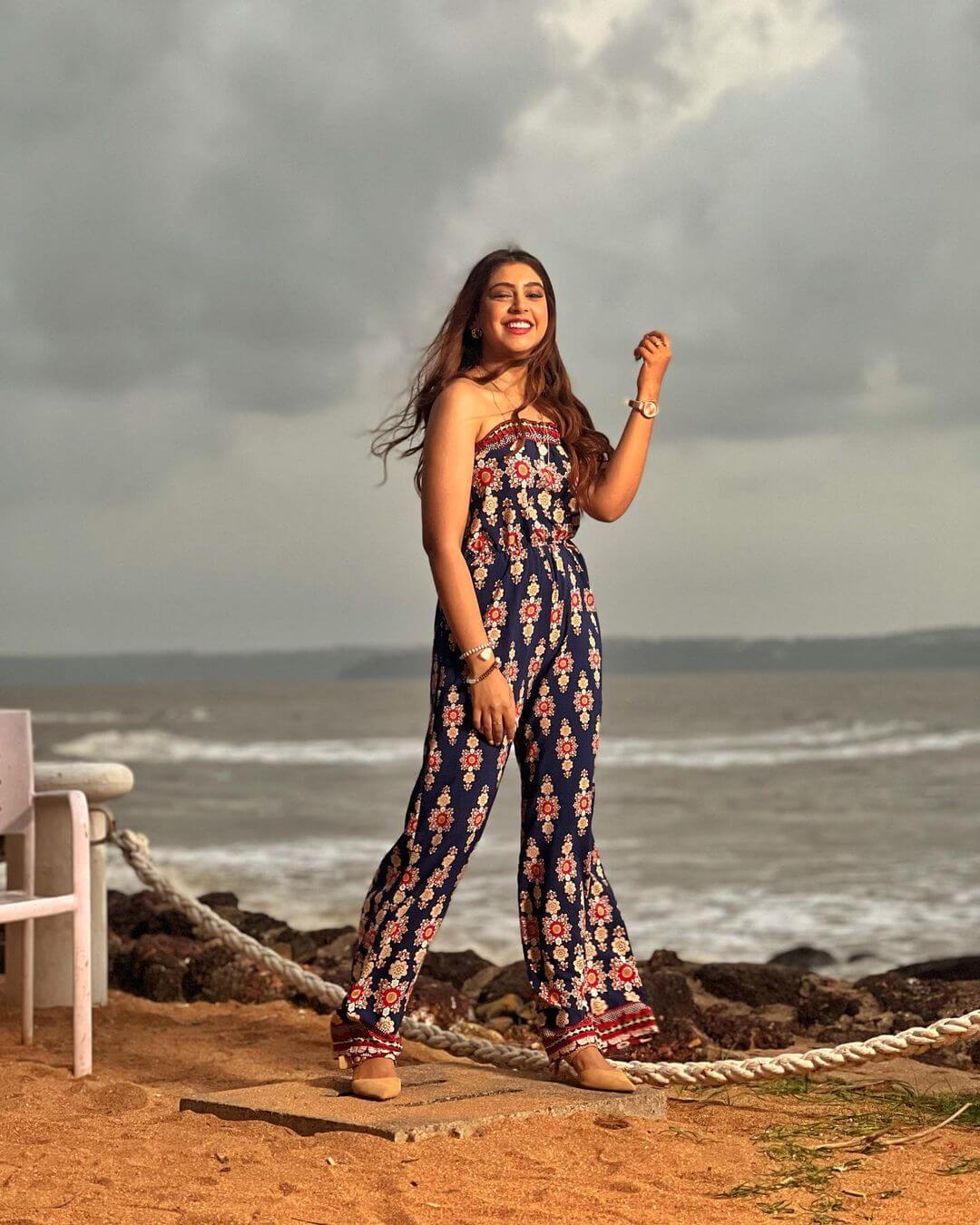 Niti Taylor In Blue Jumpsuit Outfit