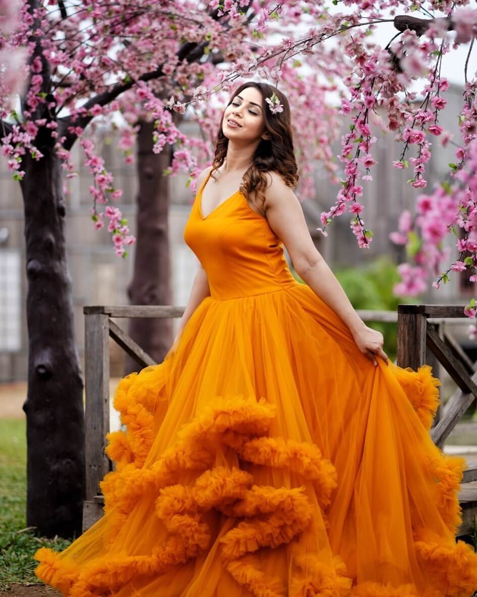 Sehrish Looks Like Blooming Flower In Yellow Gown
