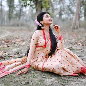 Aimee Baruah Traditional, Lovely Outfits & Looks Inspo: Saree Outfit Look Inspo