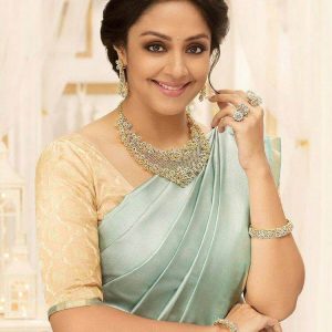 Jyothika Classy & Elegant Look & Outfits: Traditional & Ethnic Outfits & Looks 