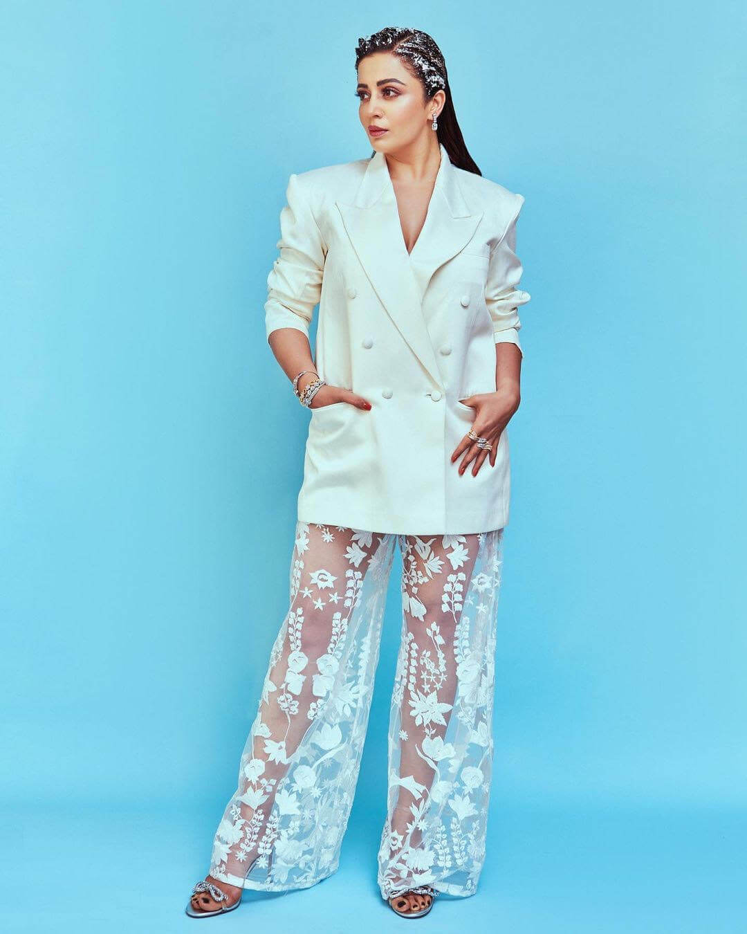 Neha Pendse Traditional And Western Outfits
