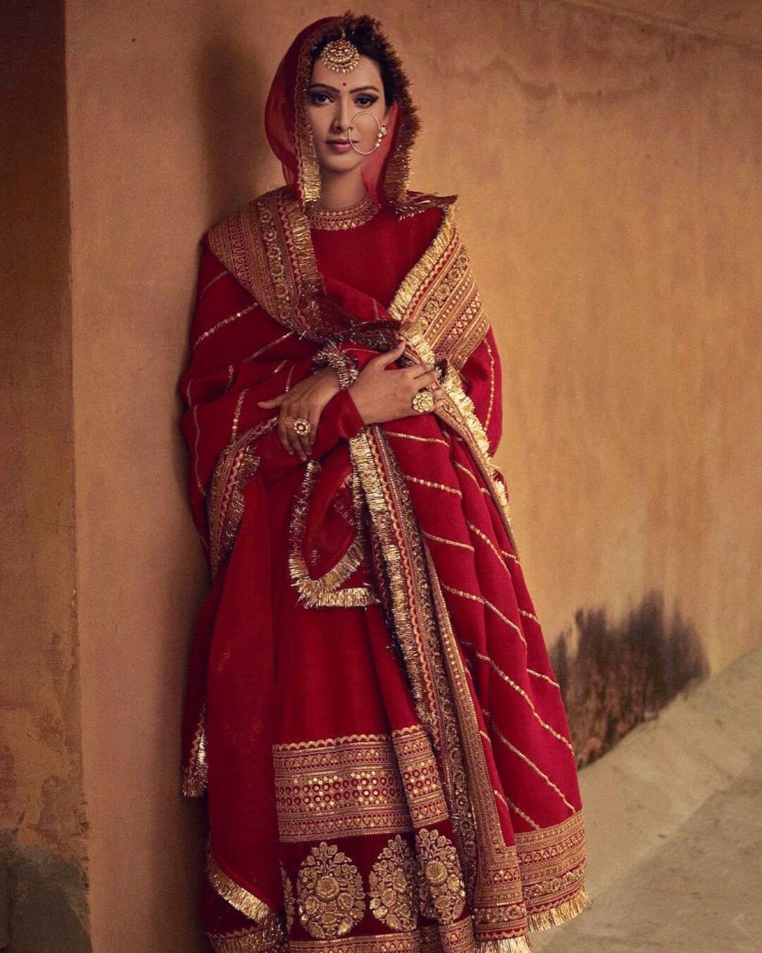 Pallavi Subhash Chic Outfits And Looks