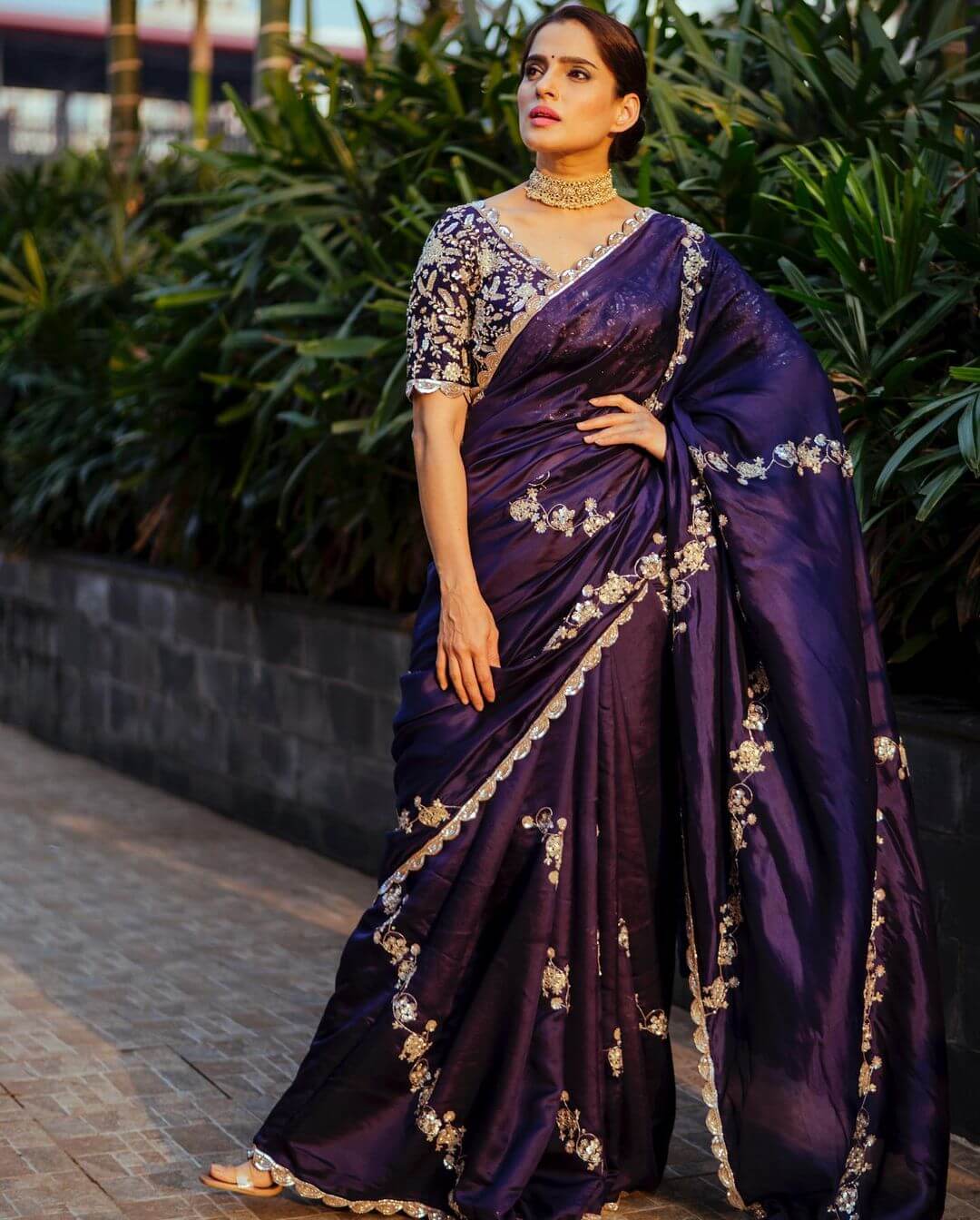 Priya Bapat Fabulous Outfits And Looks