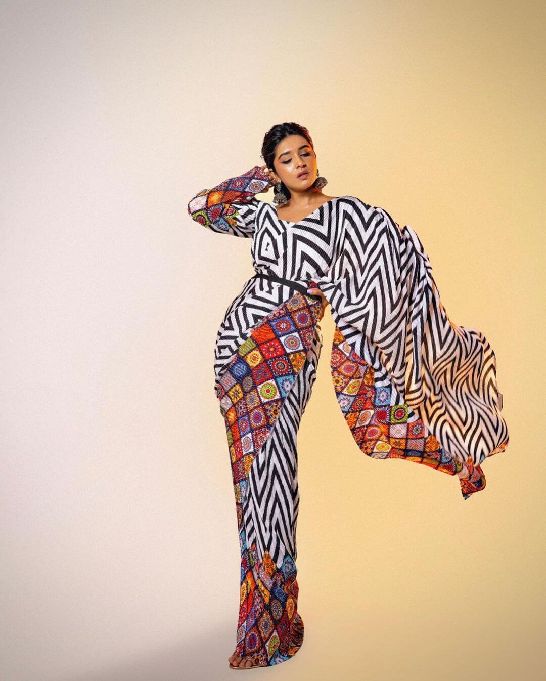 Sanskruti Balgude Mesmersizing Outfits And Looks