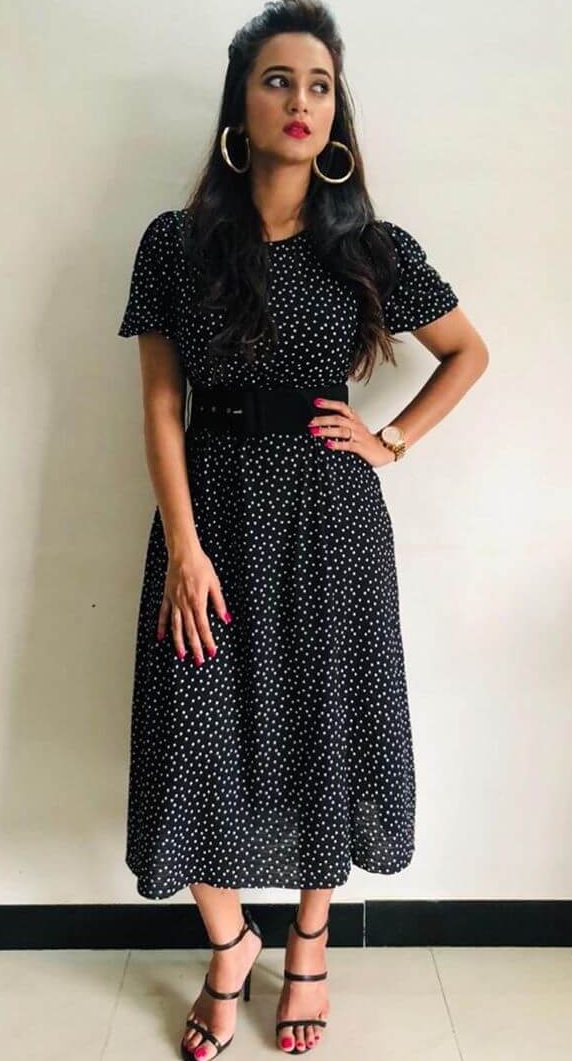 Shivani Surve Look Stunning In Black Polka Dot Dress Outfit