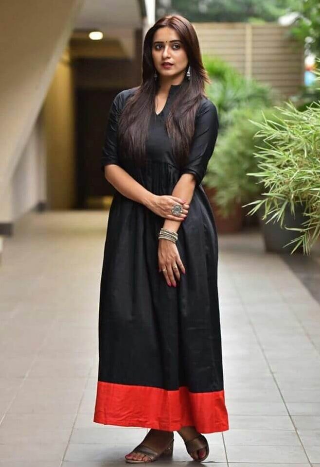 Shivani Surve Mesmerizing Look In Black & Red Long Dress Outfit