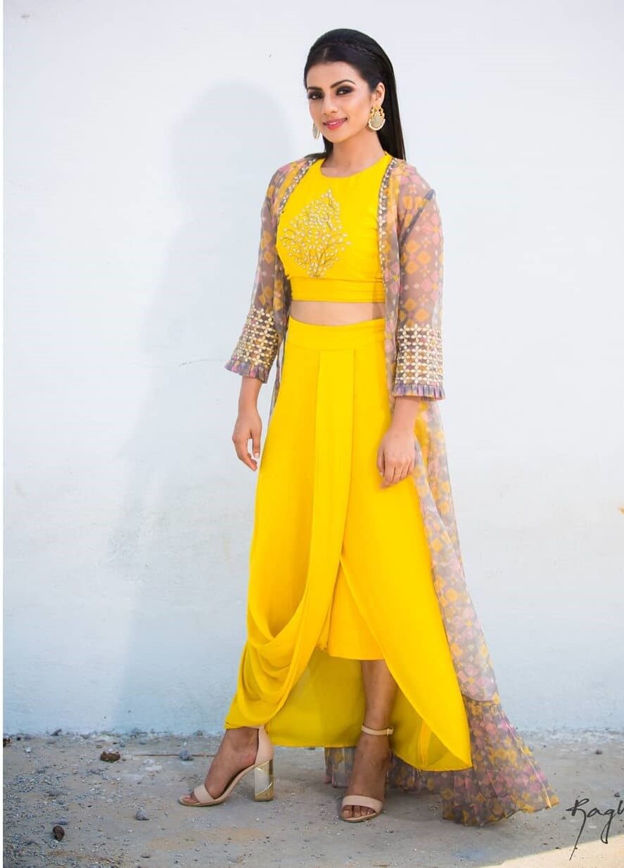 Sruthi Hariharan In Yellow Co-Ord Paired With Sheer Printed Long Jacket Indo Western Look