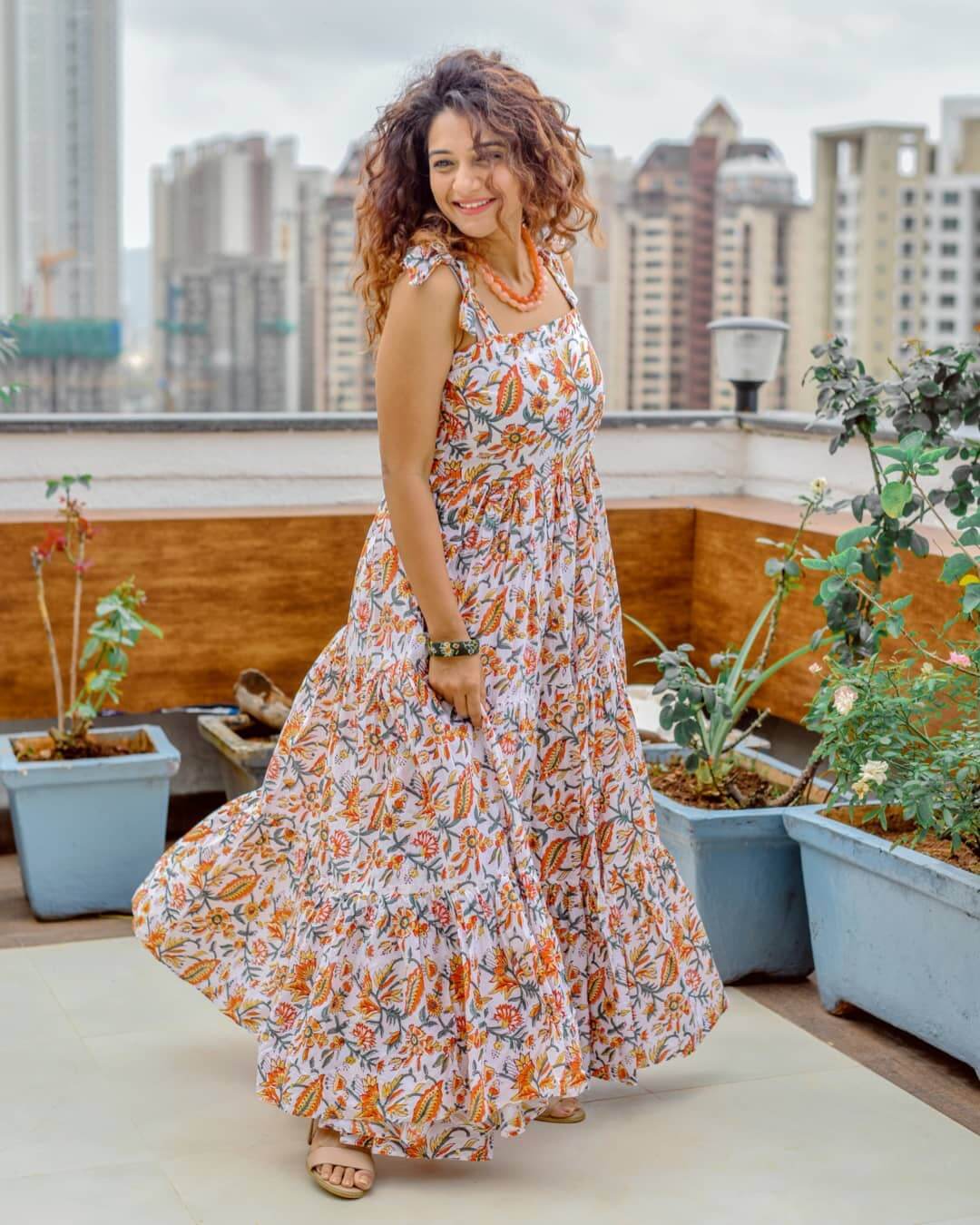 Urmila Kanetkar Gorgeous Outfits And Looks