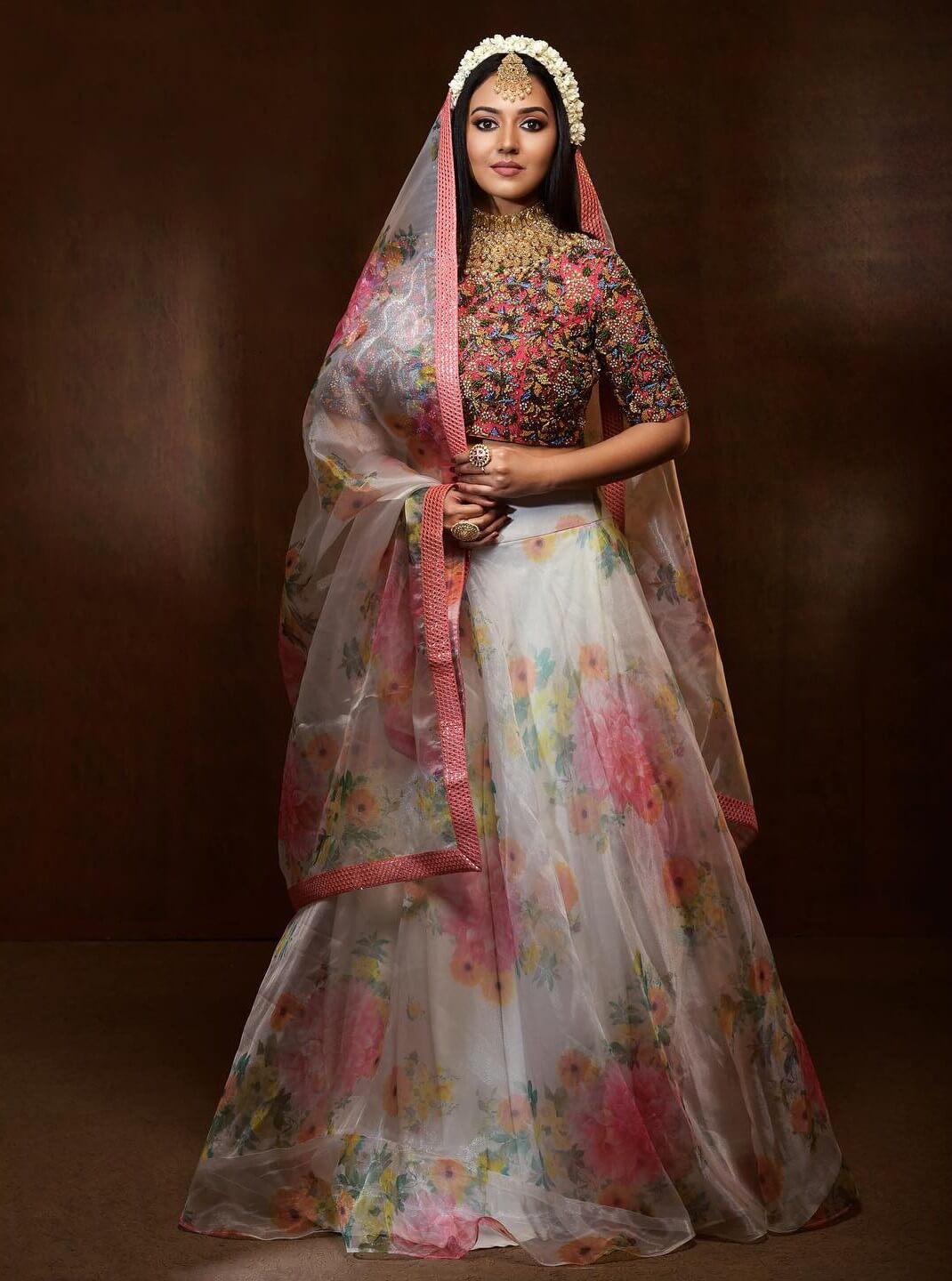 Vidya Pradeep Princess Look In White Orgenza Floral Print Lehenga With Floral Tiara