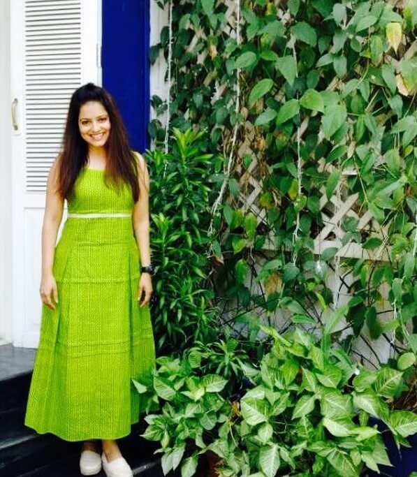 Kadambari Kadam Look Pretty In Sleeveless Green Maxi Dress
