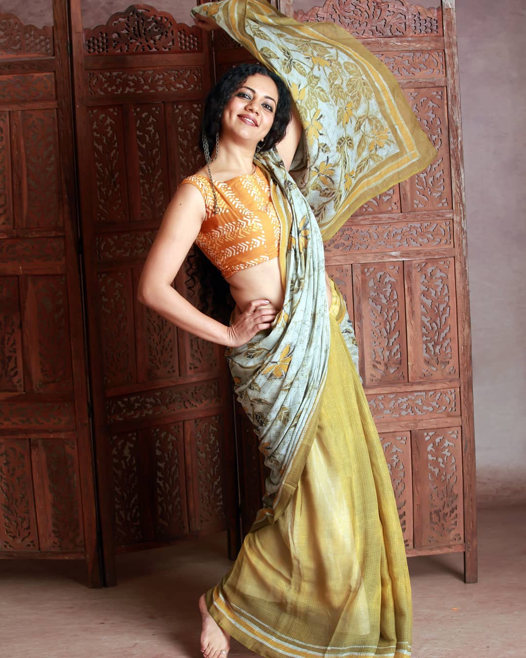 Neha Joshi In Olive & Blue Printed Cotton Saree Pared With Orange Blouse Desi & Western Outfits & Looks