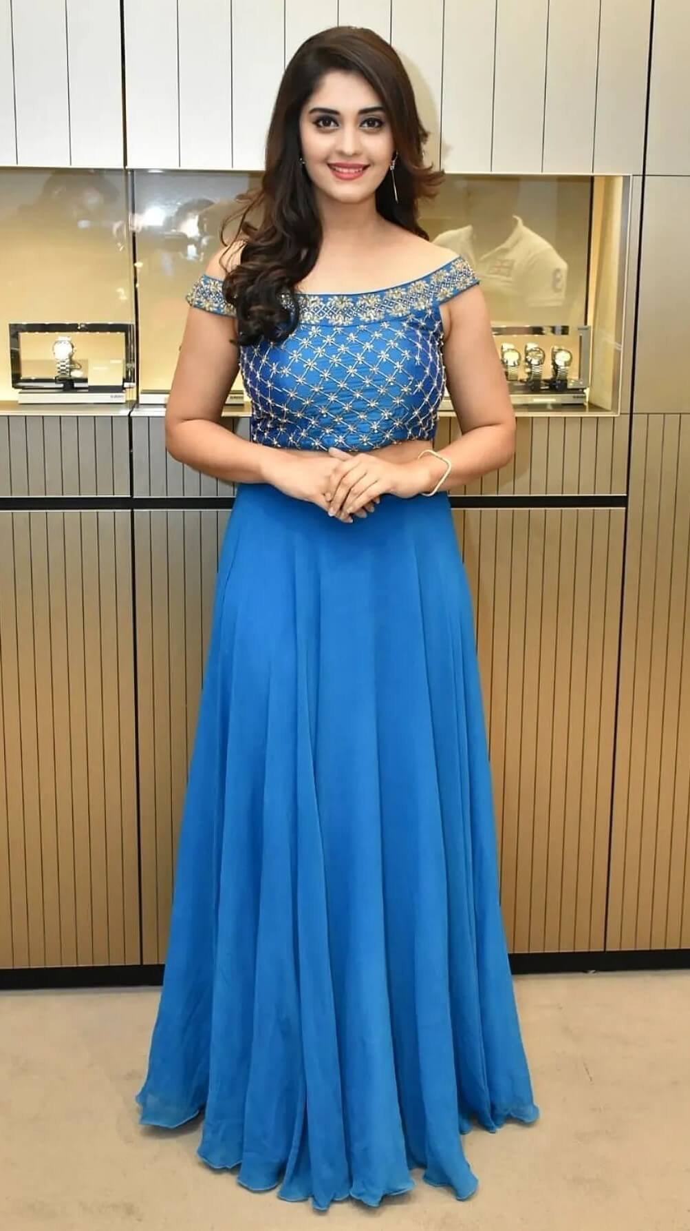 Surbhi Puranik In Blue Off Shoulder Blouse With Plain Skirt