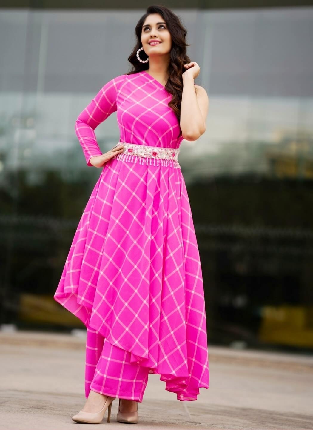 Surbhi Puranik Slaying in Pink & White Check Kurta Set Lovely Outfits & Pretty Looks