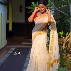 Details 154+ hairstyle with set saree super hot - camera.edu.vn