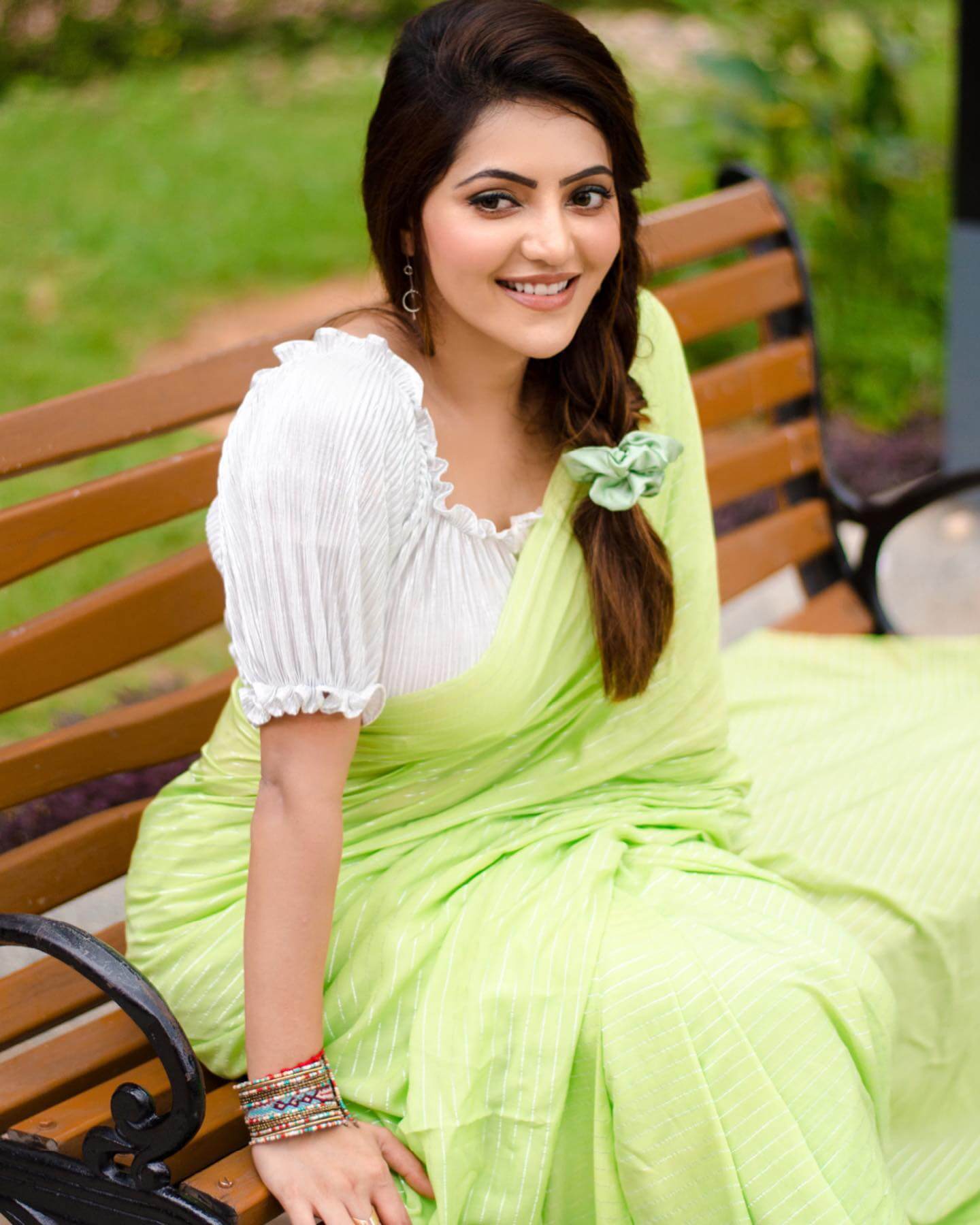 Athulya Ravi Look Beautiful In Light Green Solid Saree With White Puffed Sleeves Blouse