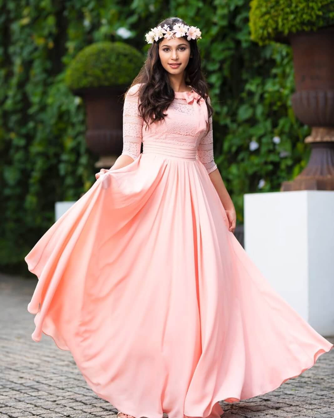 Beautiful Shamata Anchan In Peachy Lace Maxi Dress With Daisy Flowers  Tiara