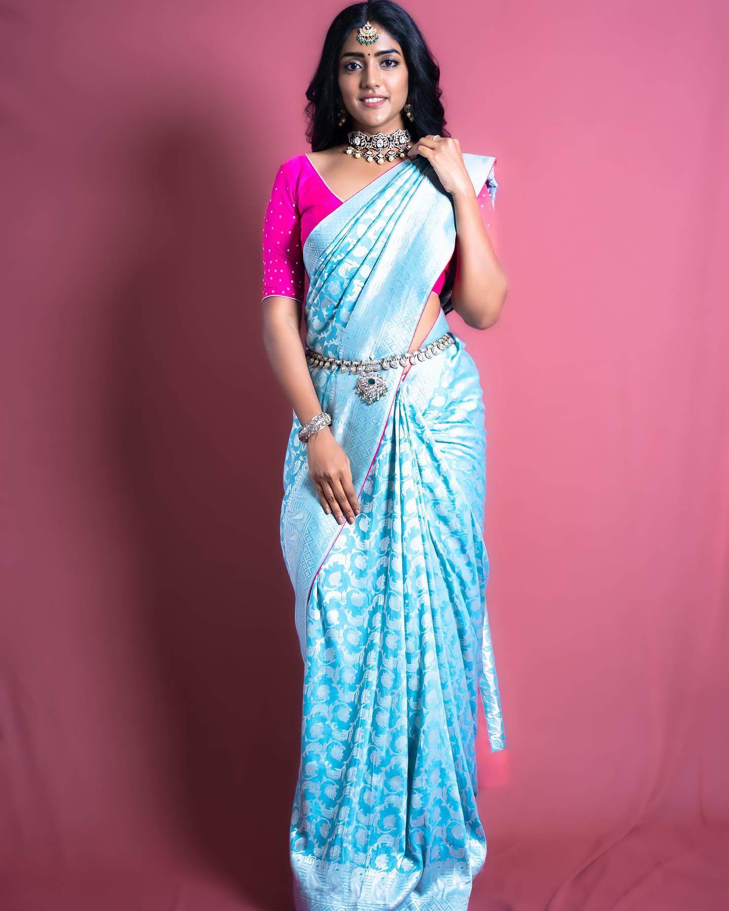 Beauty Diva Eesha Rebba Traditional Look In Ice Blue Silk Saree With Pink Blouse