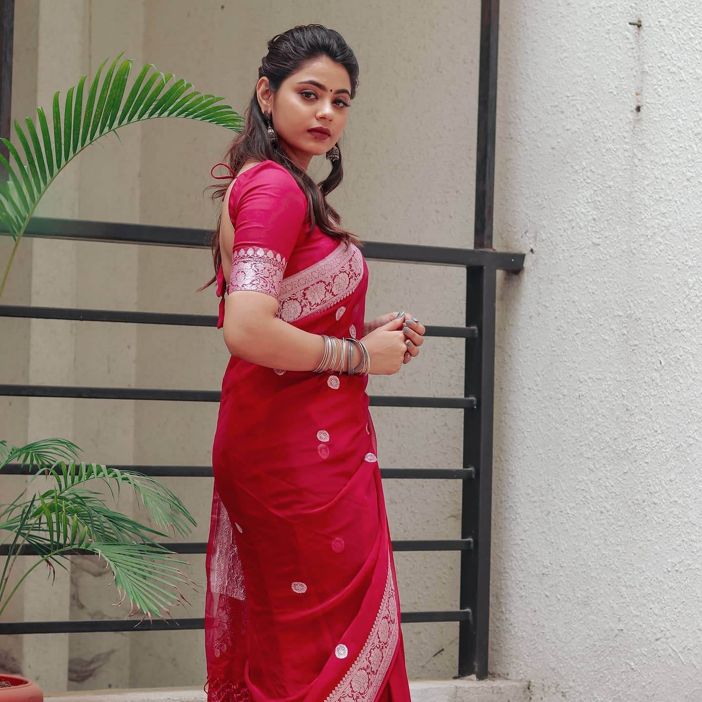 Gorgeous Monica Chinnakotla Gives Us Festive Vibes In Pink Banarasi Silk Saree