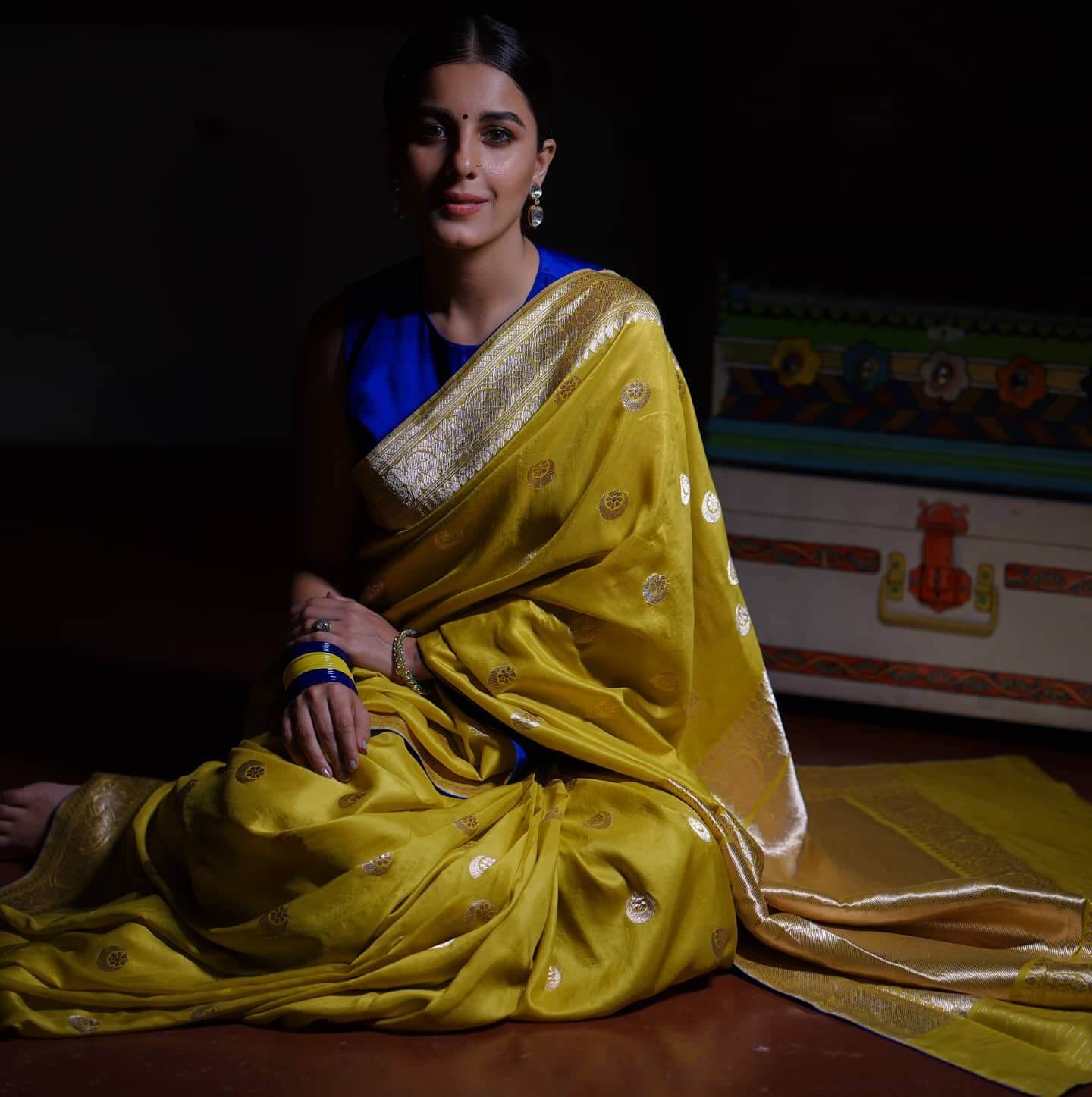 Isha Talwar Vibrant Look In Yellow Silk Saree Paired With Blue Blouse