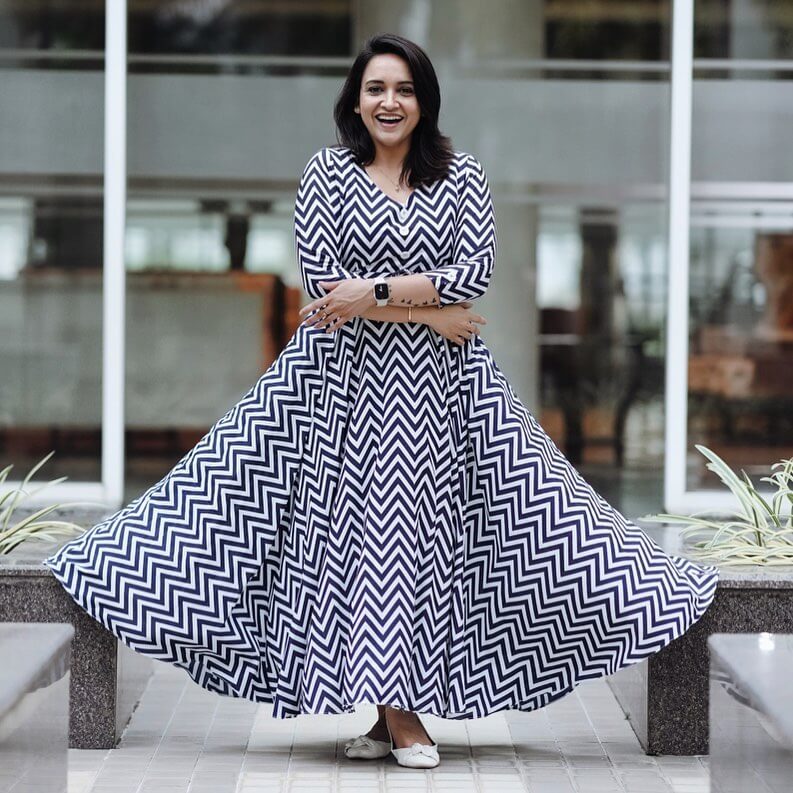 Lenaa Kumar In Black & White Zig -Zag Pattern Maxi Dress
