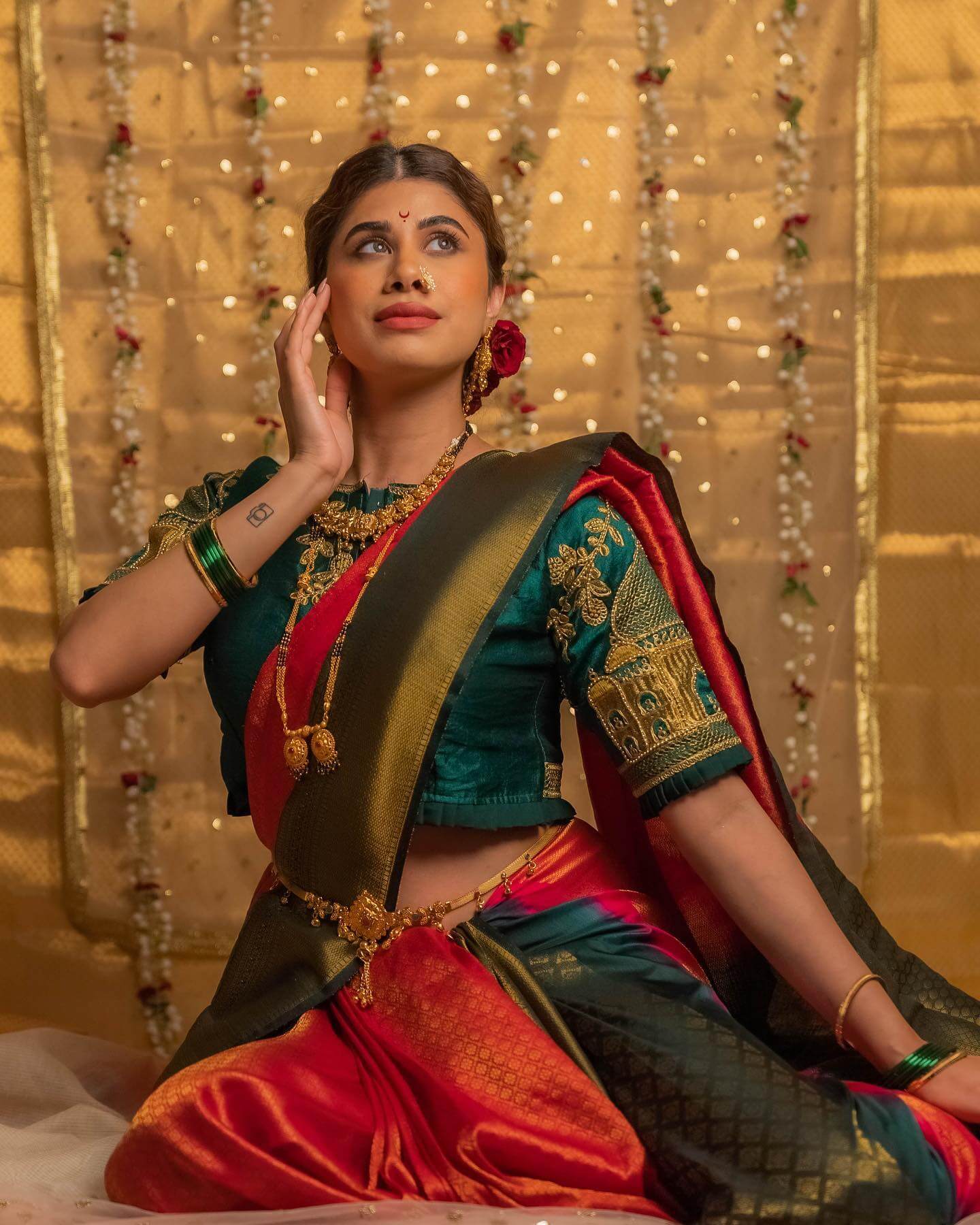 Malvika Sitlani In Traditional Maharastrian Look Wearing Pink & Teal Blue Banarasi Silk Saree & Gold Jewellery
