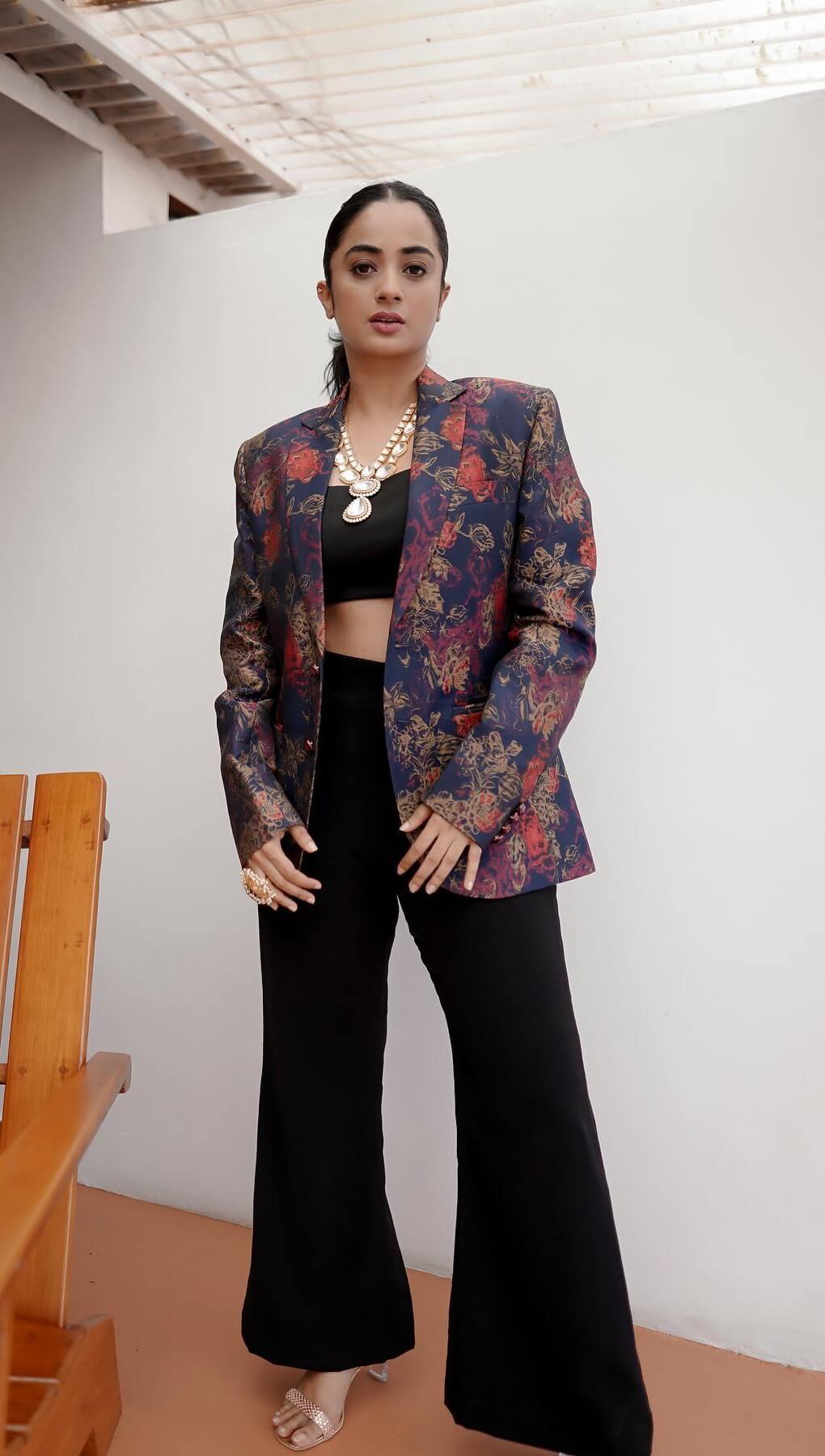 Namitha Pramod Chic & Sleek Look In Blue Floral Printed Blazer With Black Crop Top & Pants